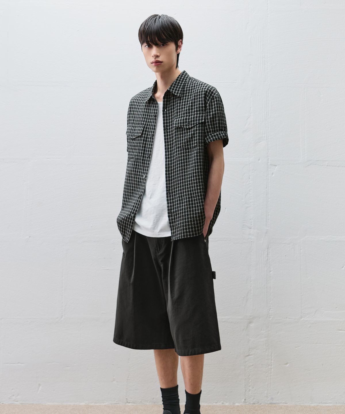 드로우핏(DRAW FIT) 딜런 체크 시어서커 롤업 하프 셔츠 [BLACK]