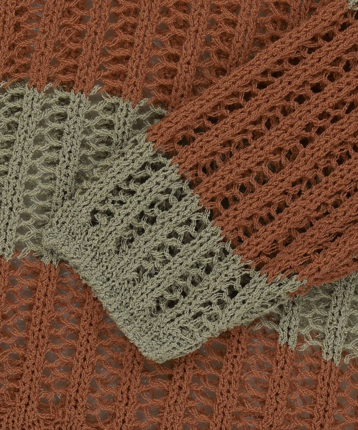 브라운브레스(BROWNBREATH) W STRIPE NET KNIT - RED ORANGE