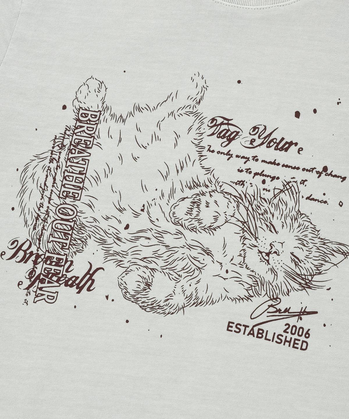 브라운브레스(BROWNBREATH) W SLEEPY TAG PIGMENT TEE - LIGHT GREY