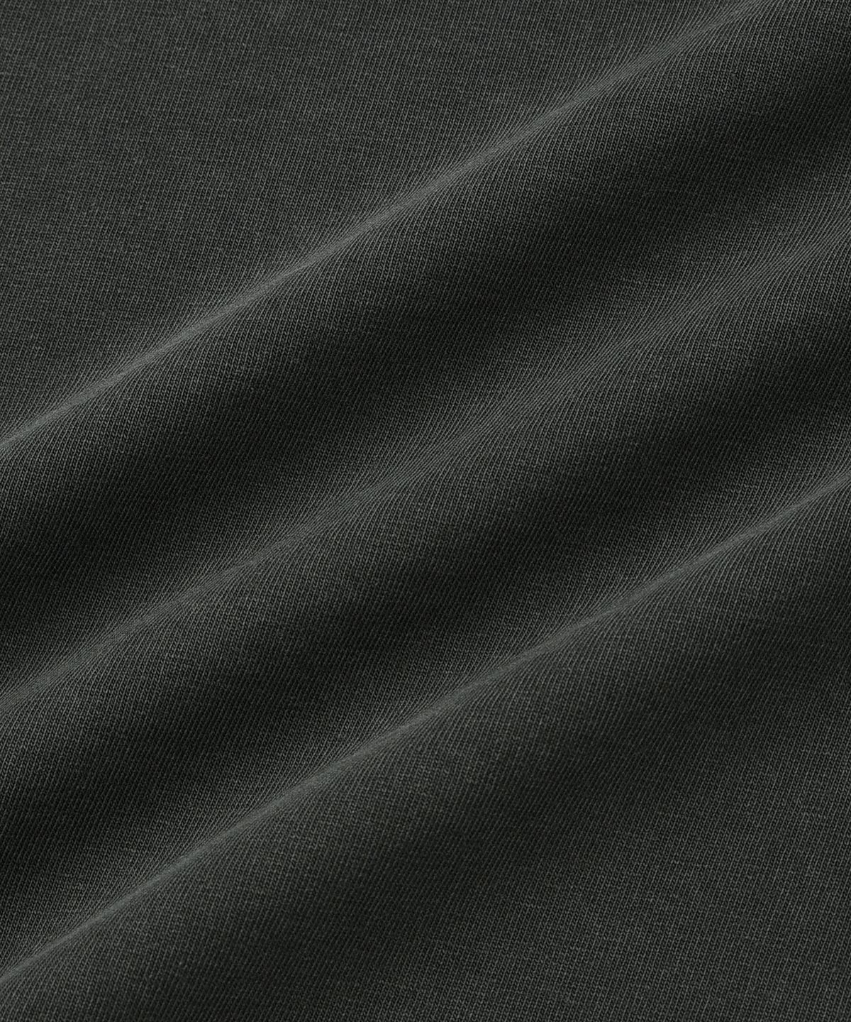 브라운브레스(BROWNBREATH) W SLEEPY TAG PIGMENT TEE - CHARCOAL