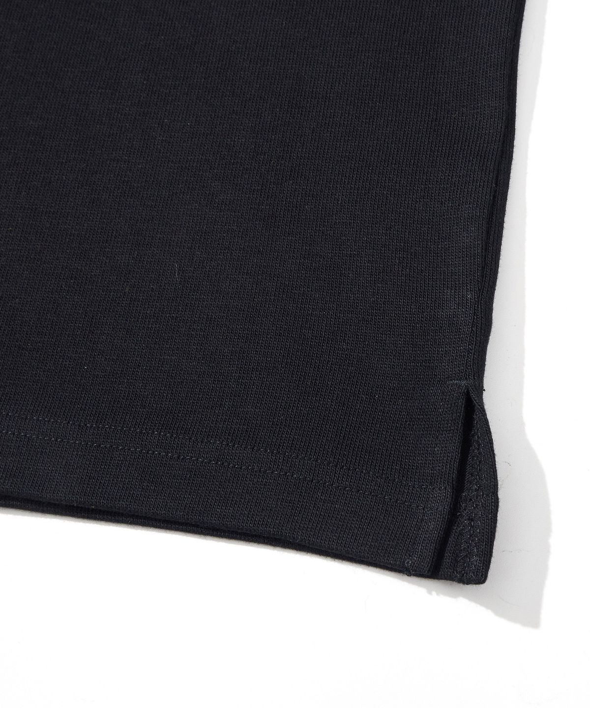 칼라파타르(KALAPATTHAR) BACK DEER GRAPHIC SHORT-SLEEVED T-SHIRT - BLACK