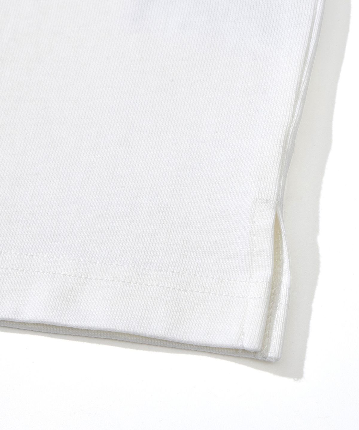 칼라파타르(KALAPATTHAR) BACK CAMPING GRAPHIC SHORT-SLEEVED T-SHIRT - WHITE