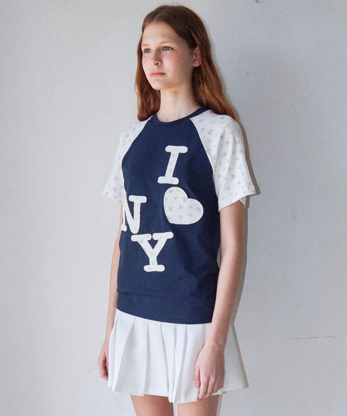로긴 앤 로지(ROGIN N ROSIE) NY Flower Point Ragian T-Shirt White
