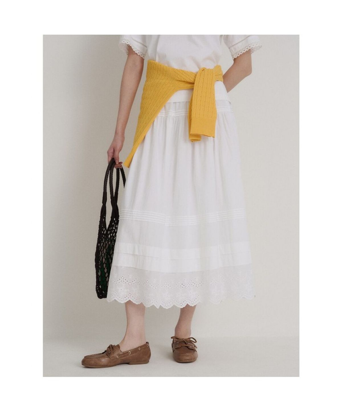 빈폴 레이디스(BEANPOLE LADIES) 화이트 맥시 스커트  화이트 (BF6327C261)