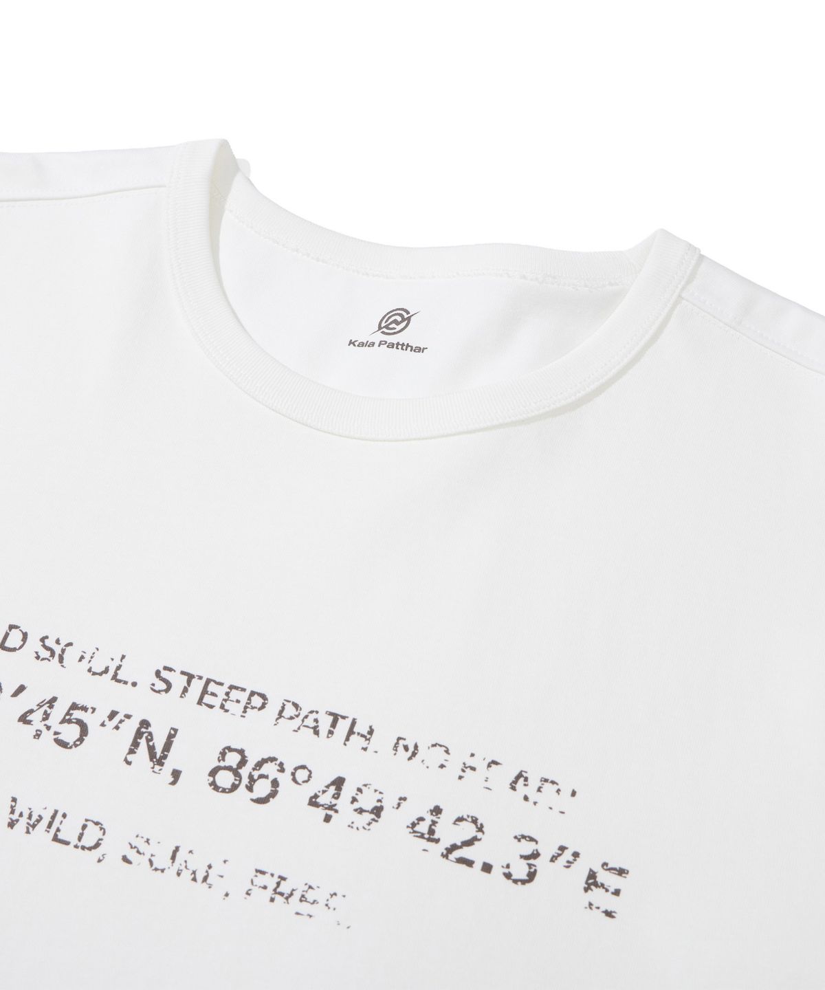 칼라파타르(KALAPATTHAR) KP SIGNATURE GRAPHICS SHORT-SLEEVED T-SHIRT - WHITE