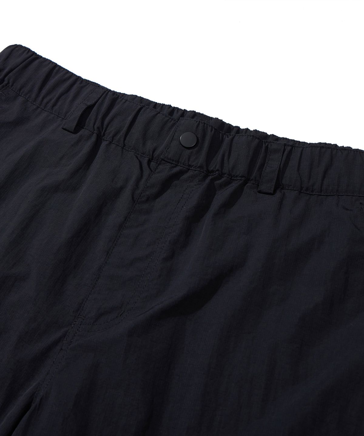 칼라파타르(KALAPATTHAR) NYLON BANDING CARGO POCKET BERMUDA SHORTS - BLACK