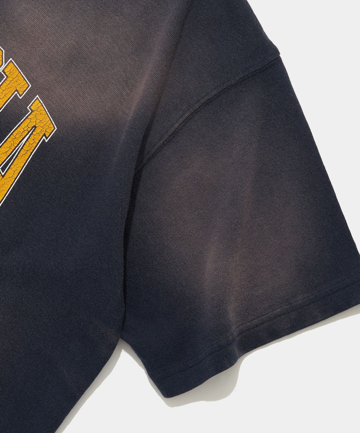 컬럼비아 유니버시티(COLUMBIA UNIVERSITY) CRACK ARCH SPRAY WASHED S/S T-SHIRTS_NAVY