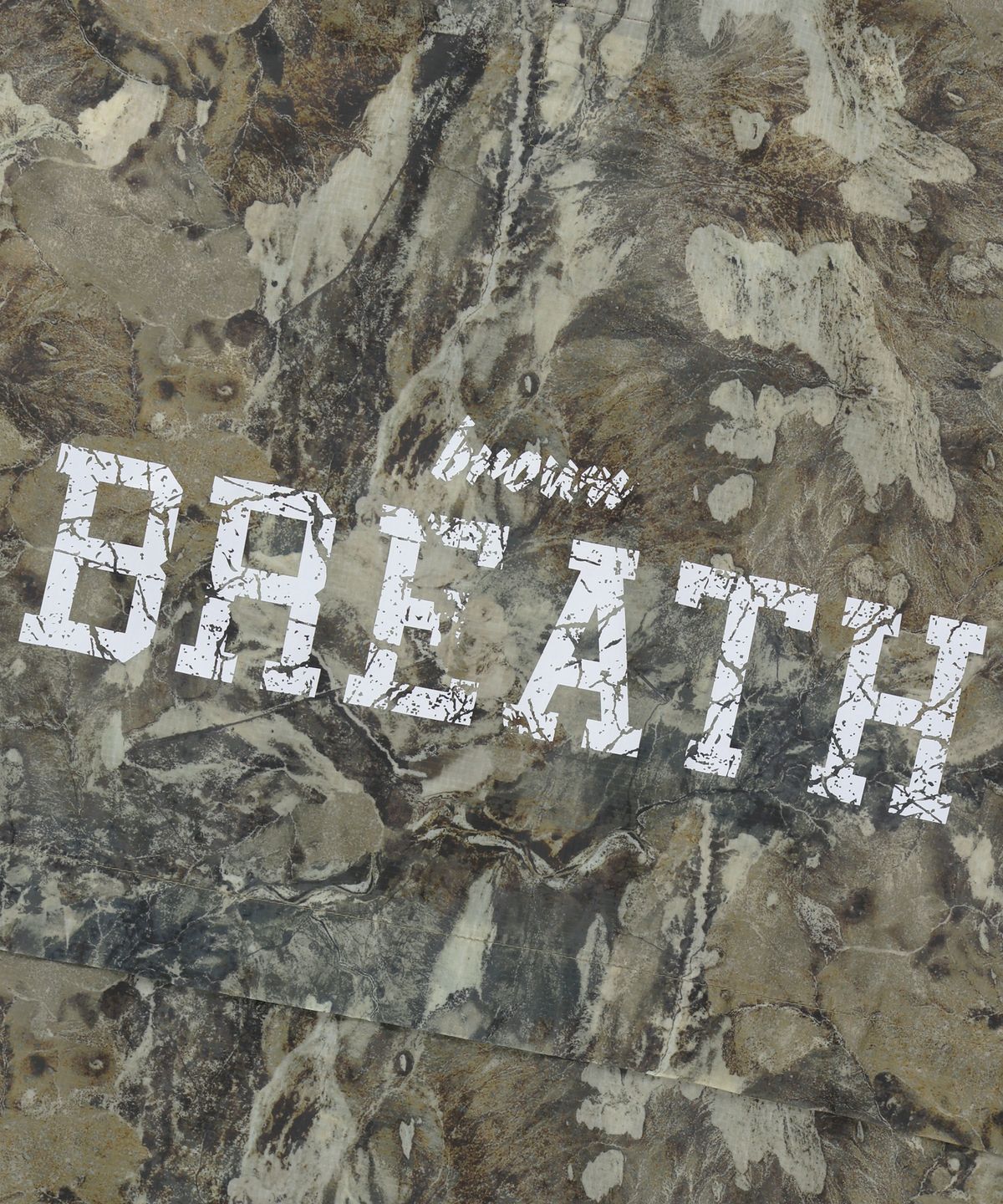 브라운브레스(BROWNBREATH) EARTH PATTERN WINDBREAKER JACKET - BEIGE