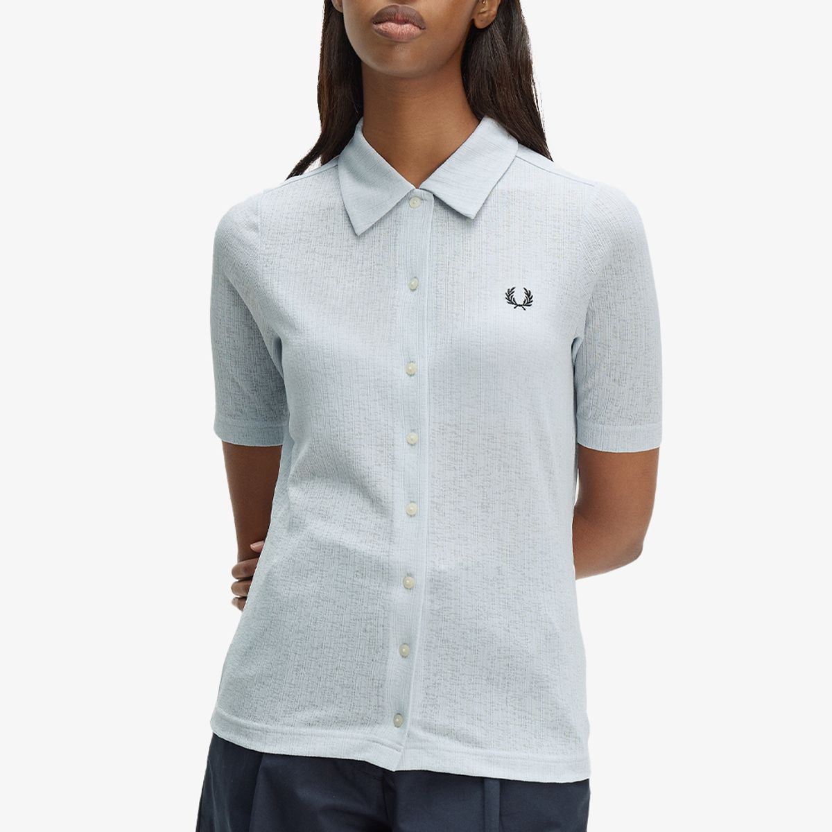 프레드페리(FRED PERRY) [Womens] 버튼 스루 시어 립 폴로 셔츠 - 더스키 블루 AFPF2612185-28A