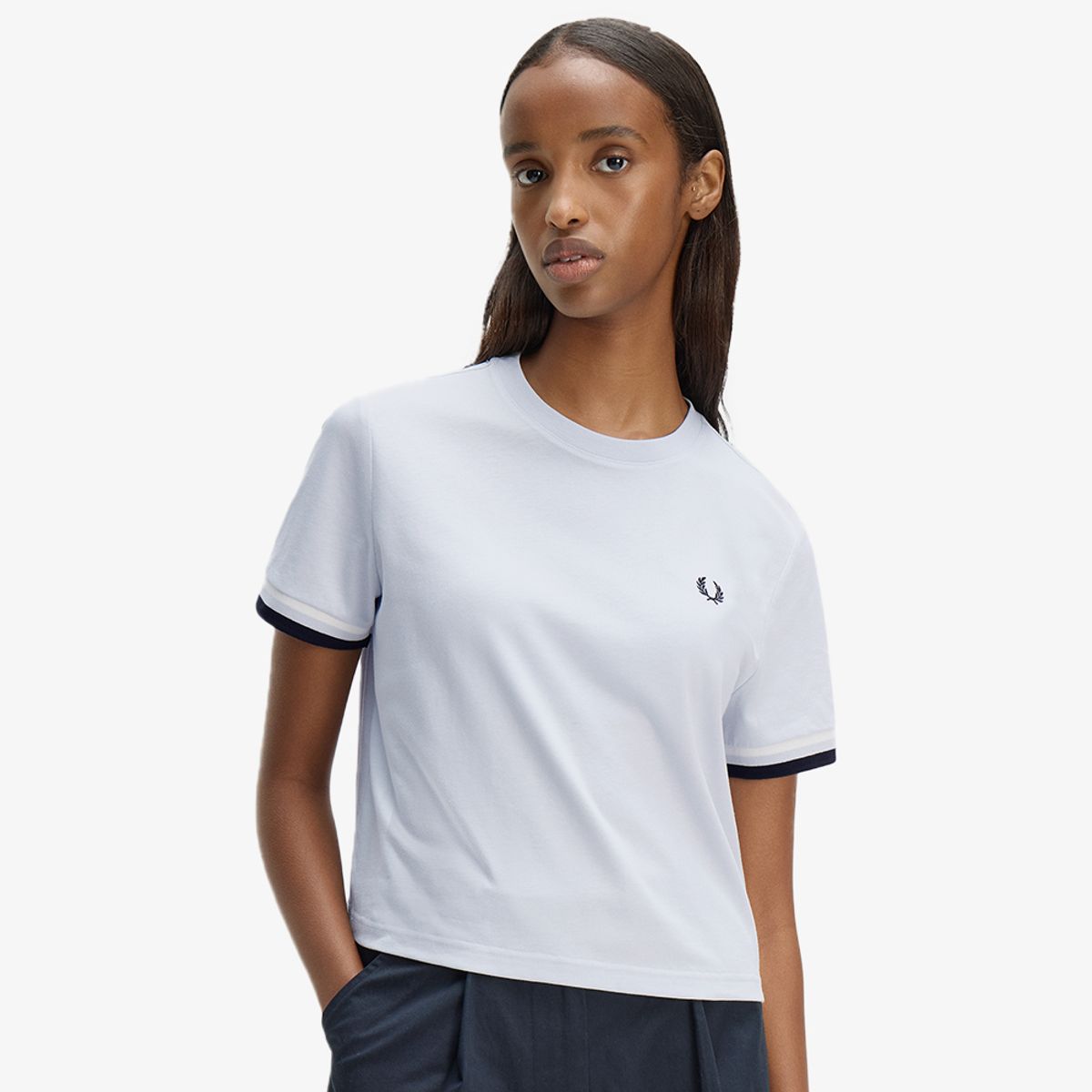 프레드페리(FRED PERRY) [Womens] 볼드 팁드 티셔츠 - 더스키 블루 AFPF2612179-28A