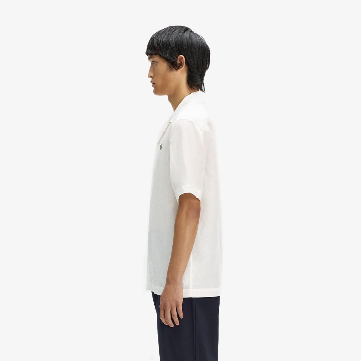 프레드페리(FRED PERRY) [Sharp] 리넨 블렌드 리비어 칼라 셔츠 - 스노우 화이트 AFPM2619894-129
