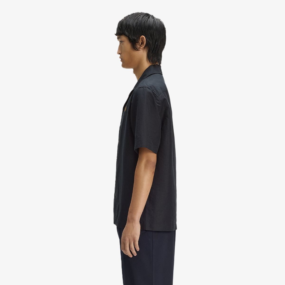 프레드페리(FRED PERRY) [Sharp] 리넨 블렌드 리비어 칼라 셔츠 - 블랙 AFPM2619894-102