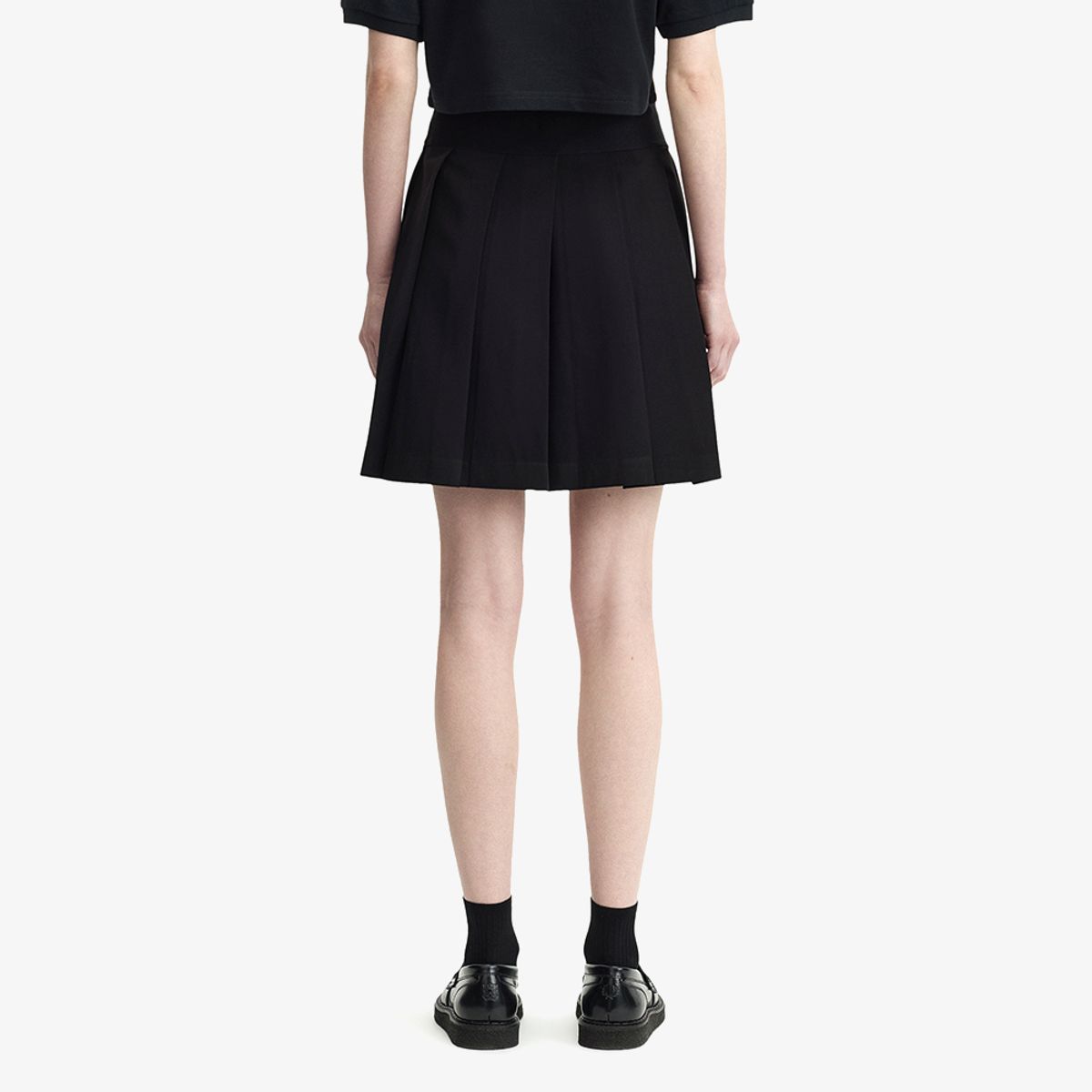 프레드페리(FRED PERRY) [womens] 스트라이프 테잎 플리츠 스커트 - 블랙/샴페인 AFPF2612106-90A