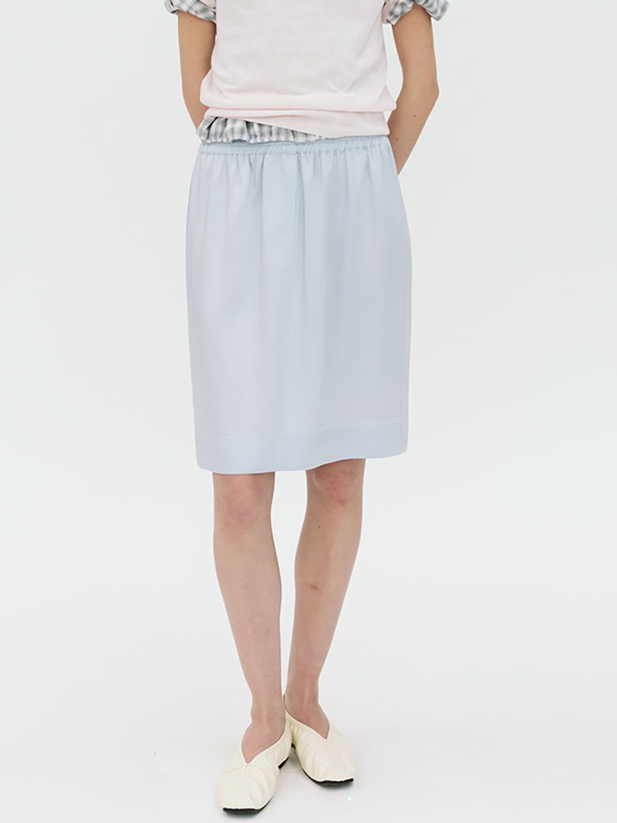 르비에르(LVIR) VISCOSE SATIN BANDING SKIRT (LIGHT BLUE)