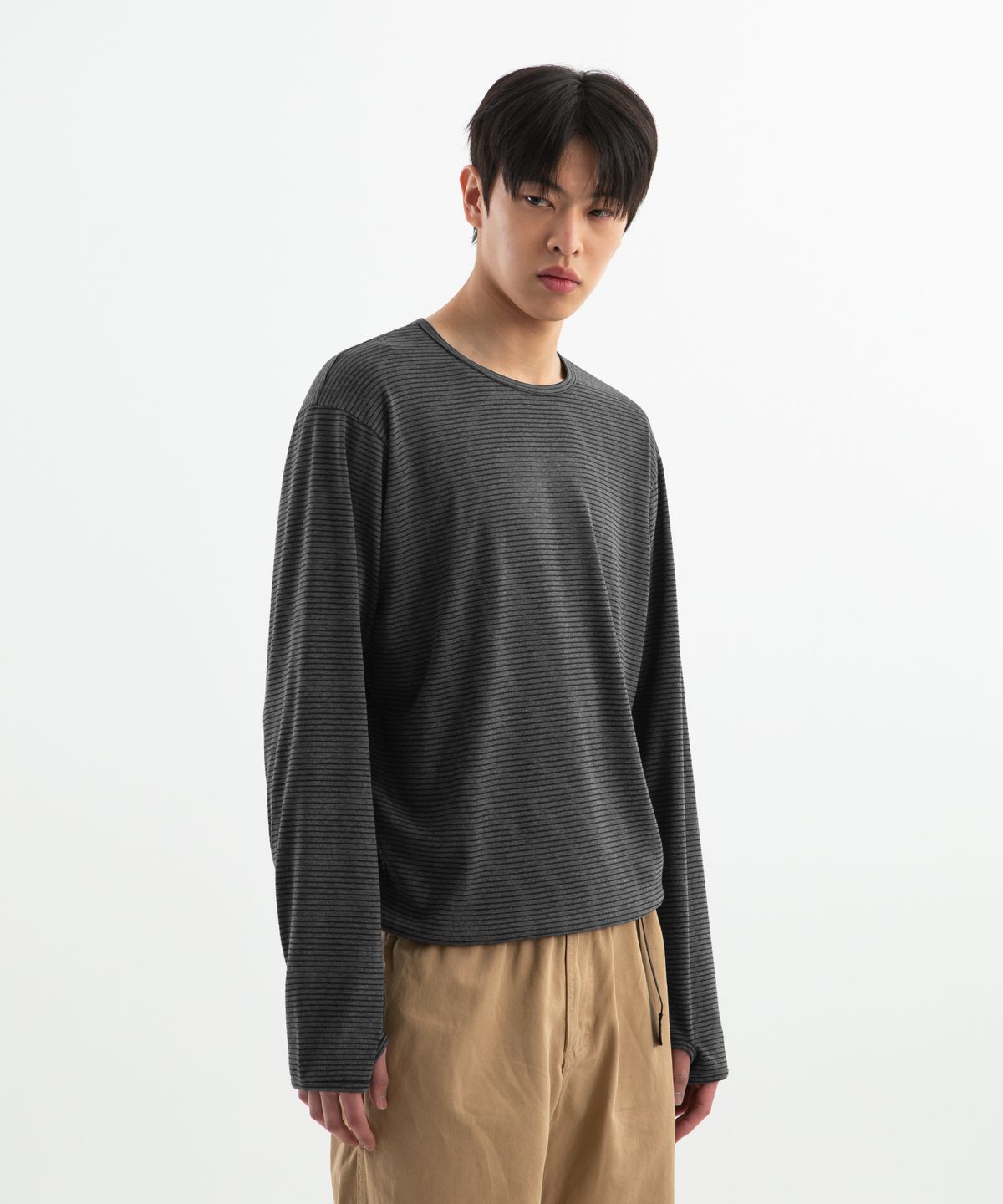 브렌슨(BRENSON) 스트라이프 핑거홀 라운드 롱슬리브 ( 4Color )