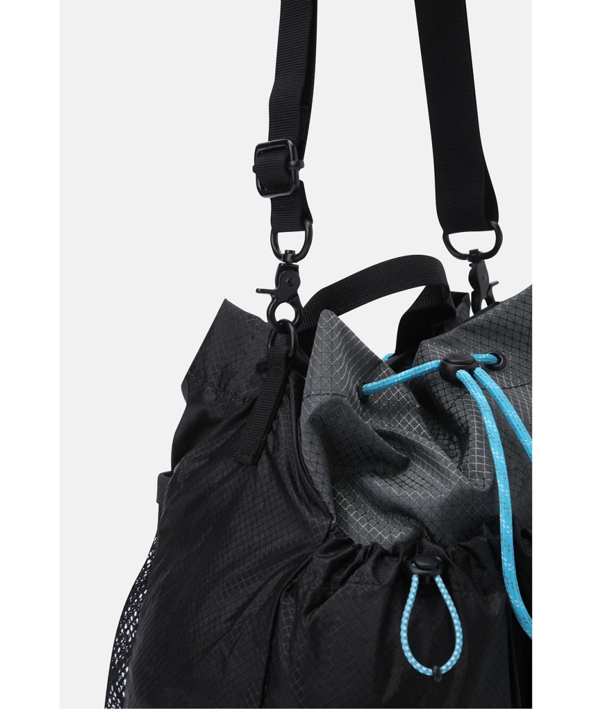 코오롱스포츠(KOLON SPORT) 데이팩 토트백 QEBDX26601BLK
