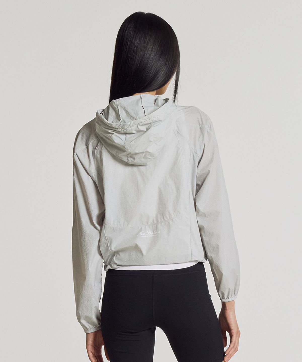 뉴발란스(NEW BALANCE) NBNAG2W512 / WOMEN 브리즈라이트 초경량 패커블 우븐자켓 (L/GRAY)