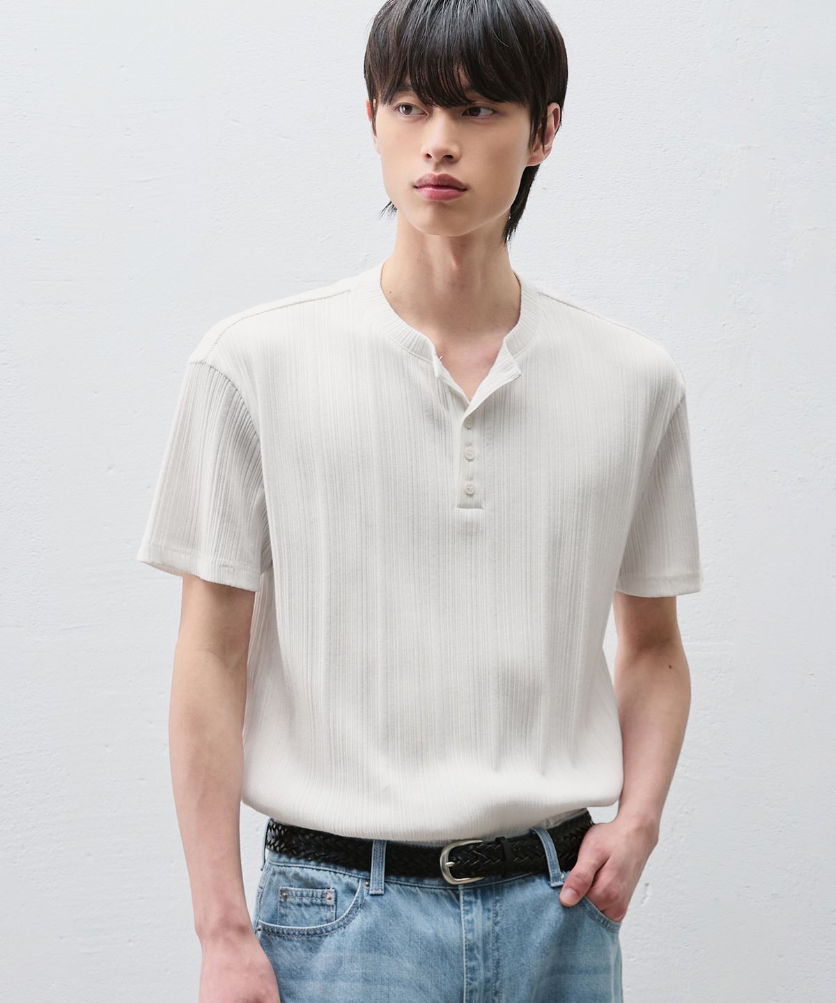 드로우핏(DRAW FIT) 파인 리브드 헨리넥 하프 티셔츠 [IVORY]