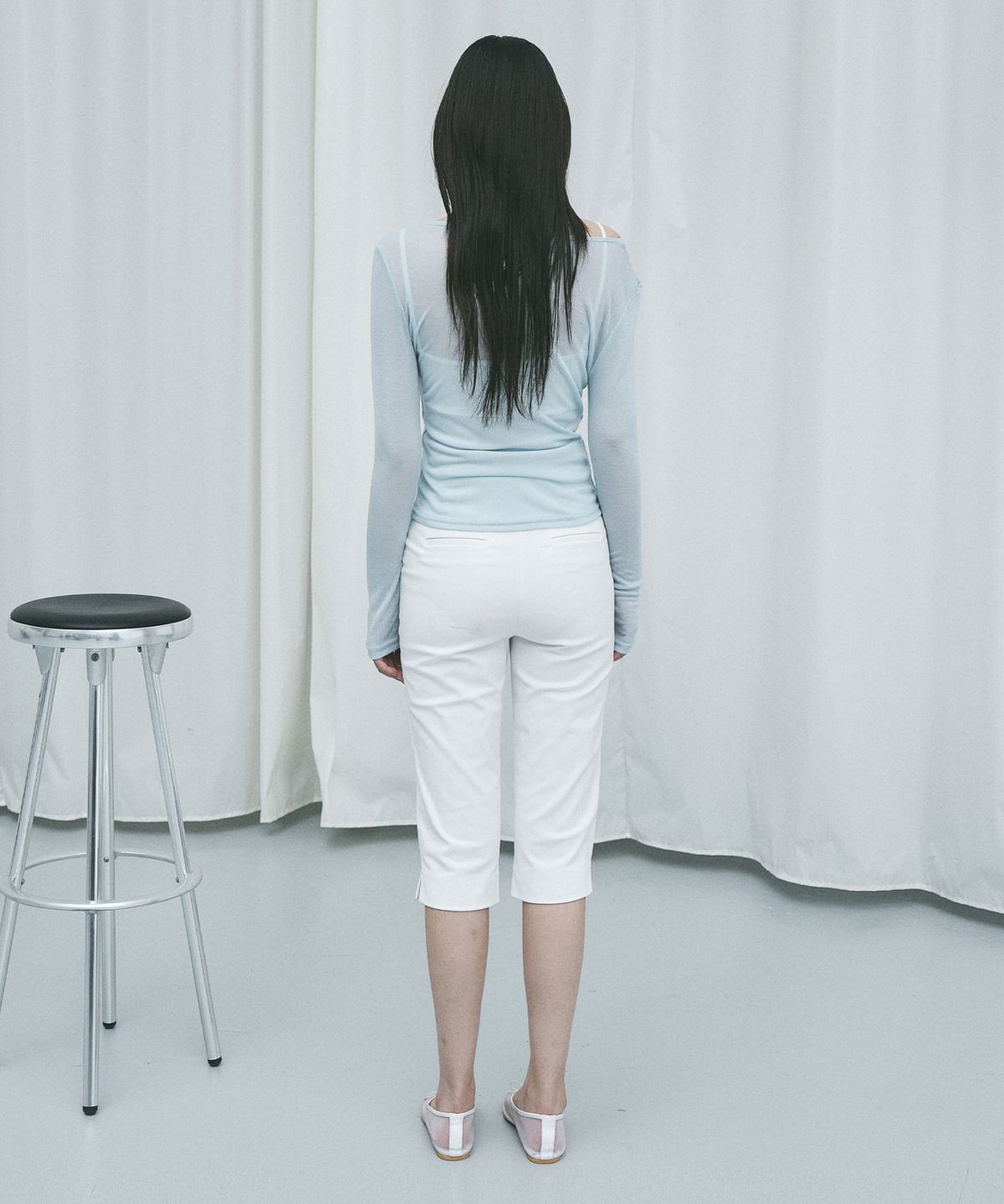닉앤니콜(NICK&NICOLE) CAPRI SLIT PANTS_IVORY