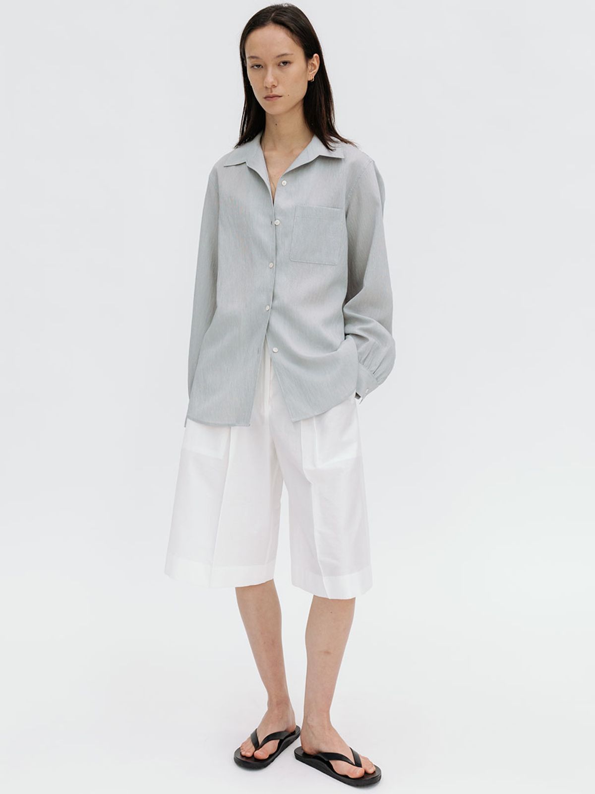 르비에르(LVIR) STRIPE OPEN COLLARED BLOUSE (BLACK)