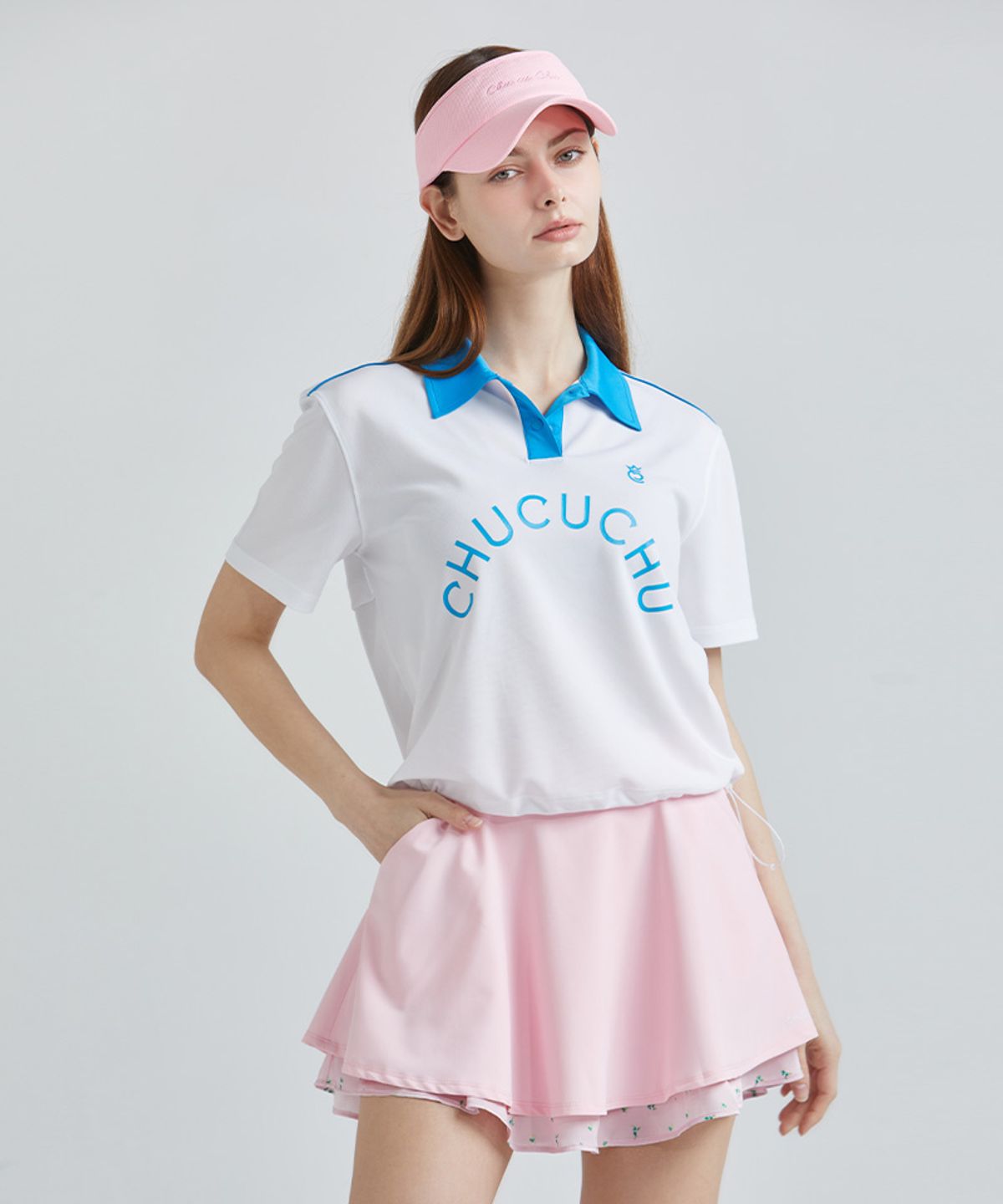 츄쿠츄(CHUCUCHU) 로고 백 메쉬 카라 숏 슬리브 탑 (WHITE) CBFSS-TS008W