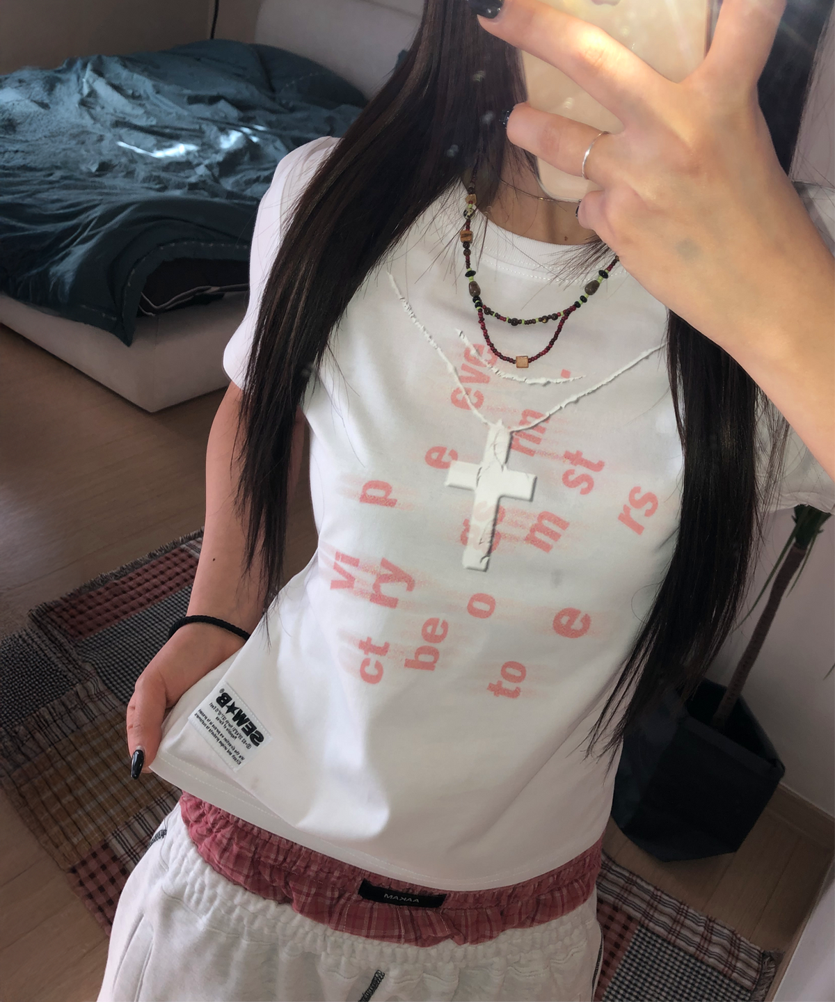 쏘비(SEW-B) necksss 세미크롭 반팔티 [화이트]