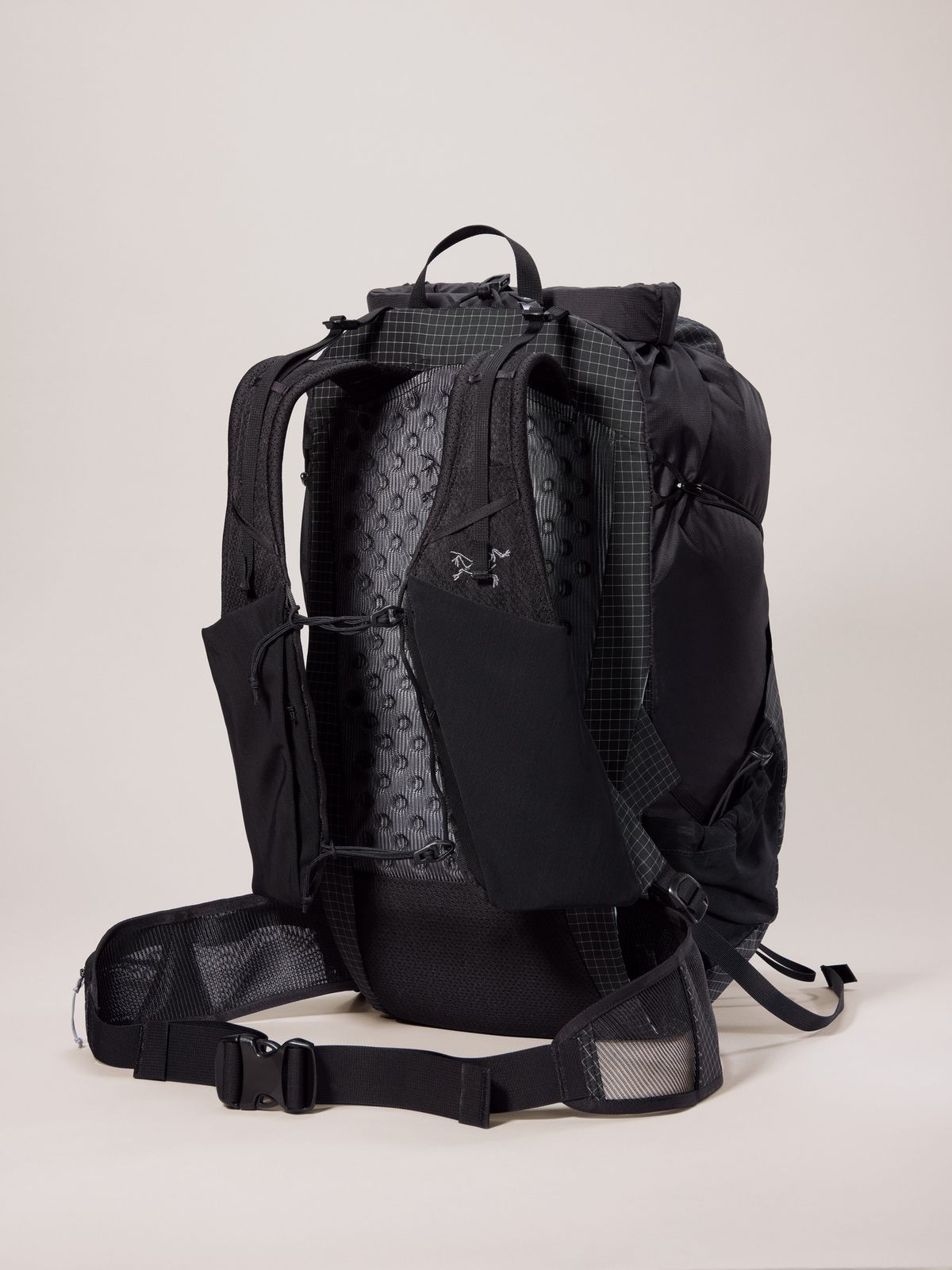 아크테릭스(ARCTERYX) 에어리어스 35 백팩