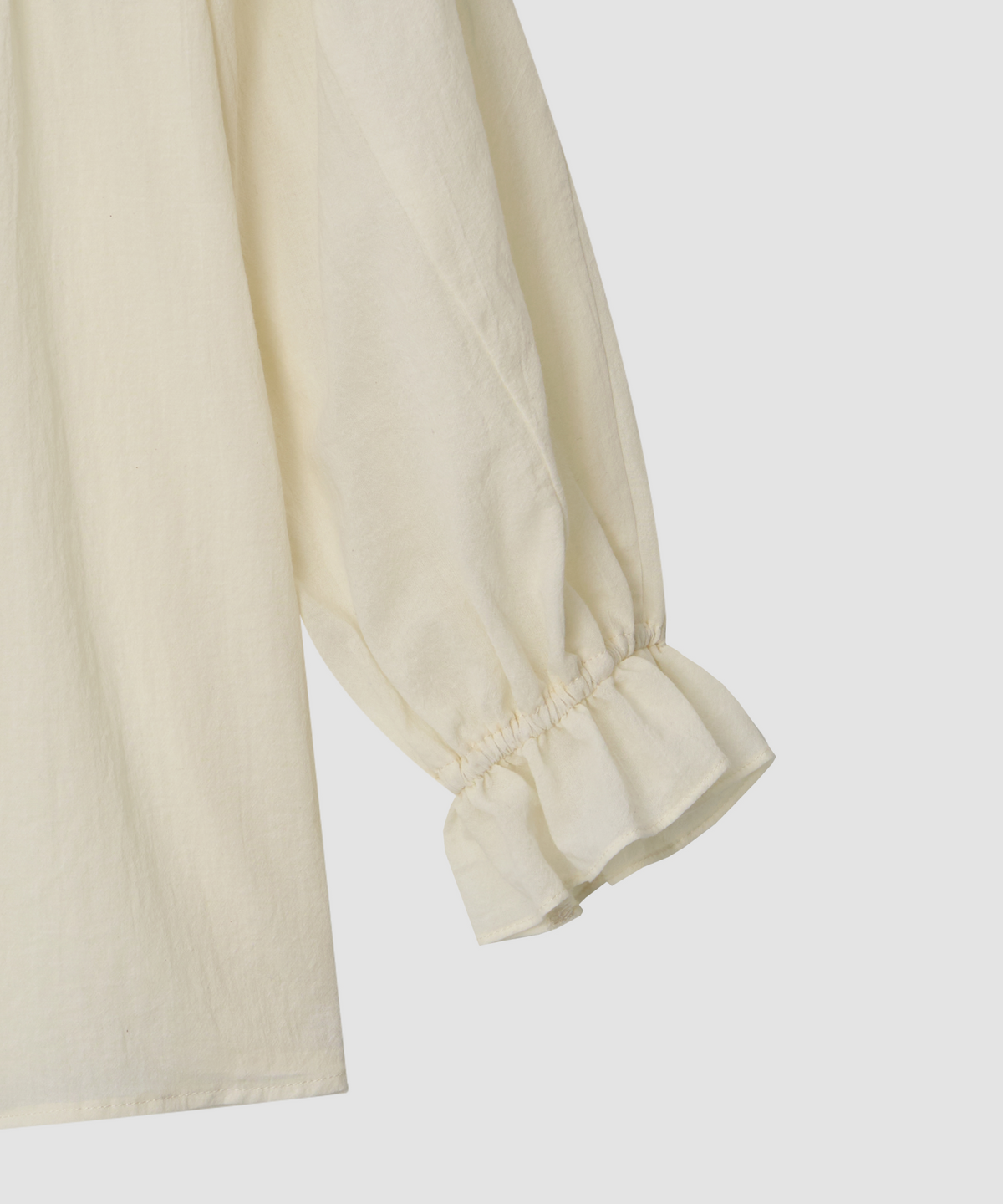 더 릴(THE LILLE) Spring Mare Frill Blouse_Ivory