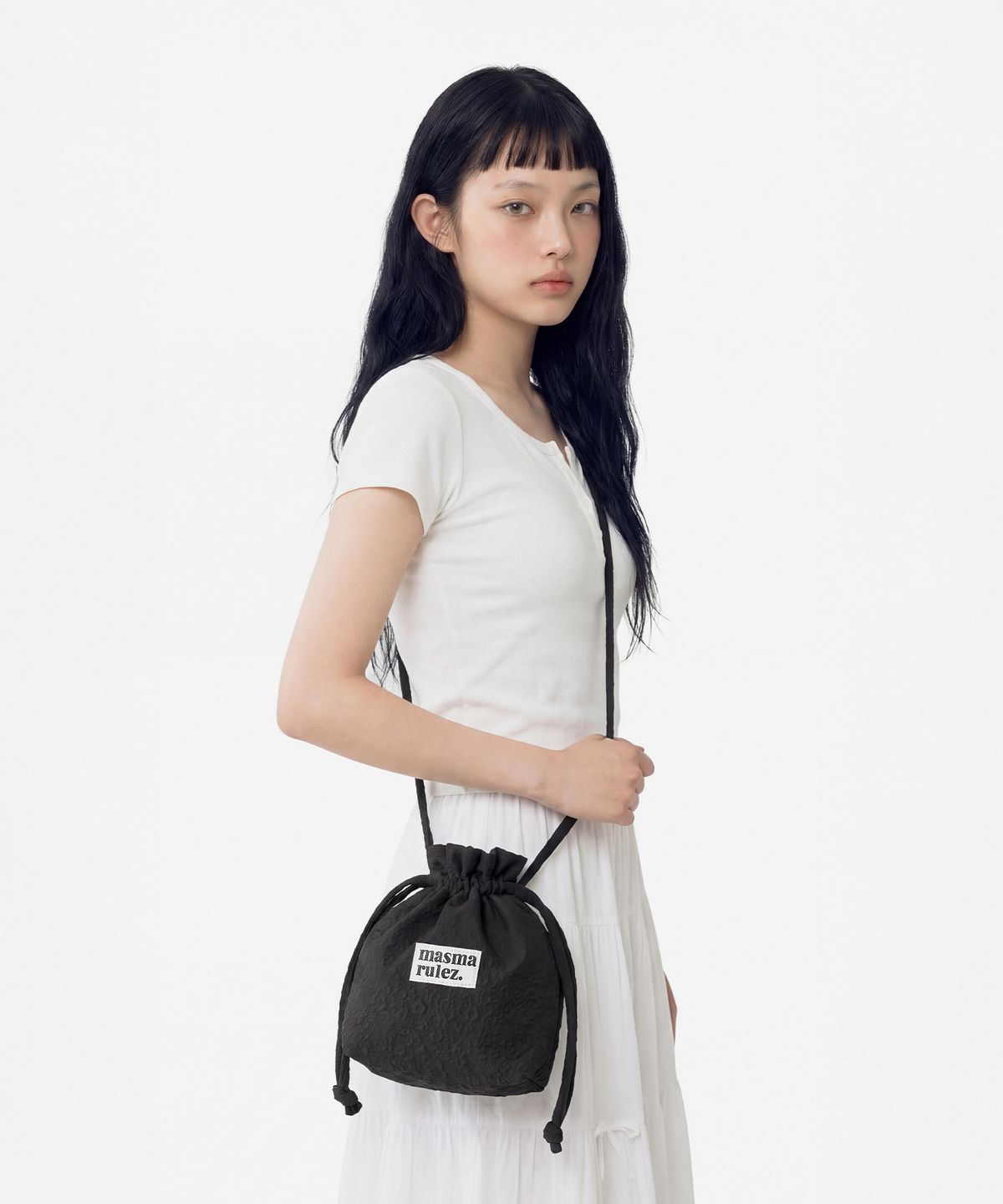 마스마룰즈(MASMARULEZ) String cross bag_Embo flower Black