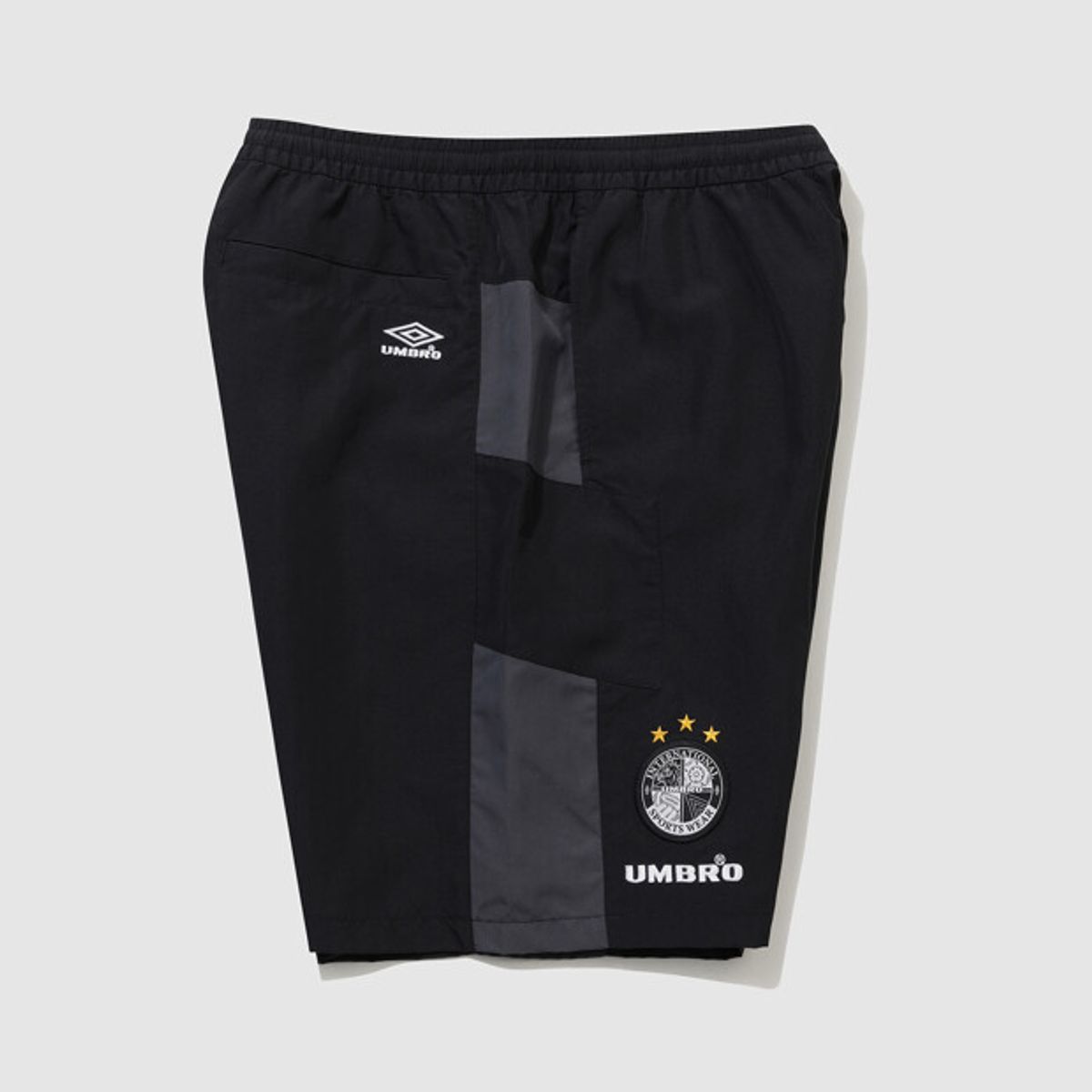 엄브로(UMBRO) HBL OG 컬러블럭 5부 반바지 블랙 UR221CHP56