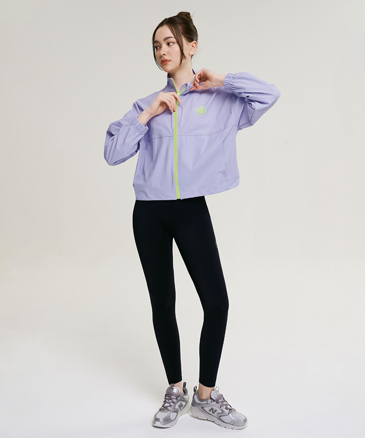 레이지비(LAZYBEE) [SET] 쿨터치 크롭 여성 집업 래쉬가드 + 멀티스포츠 레깅스 세트 라벤더
