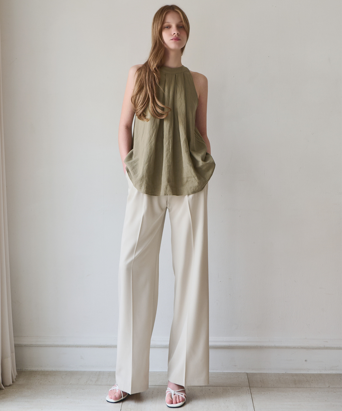 슬로우롤리(SLOWLOLLI) Halter linen sleeveless top_2 Colors