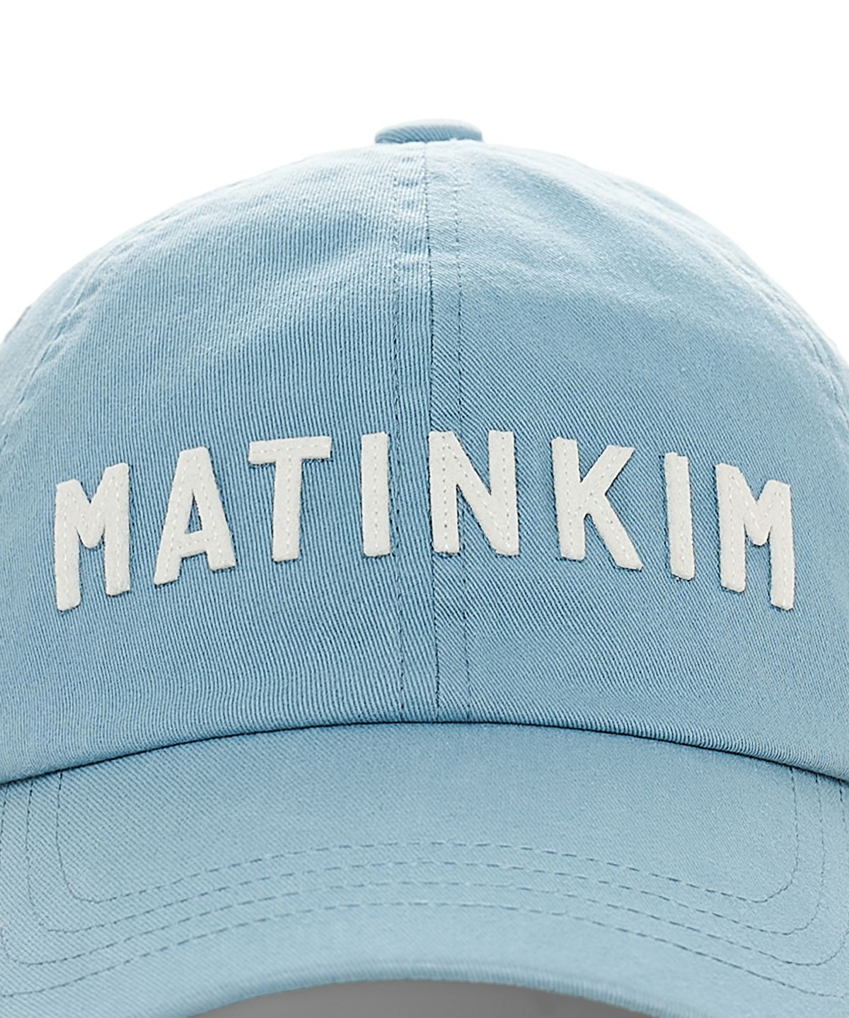 마뗑킴(MATIN KIM) APPLIQUE FELT LOGO BALL CAP IN LIGHT BLUE