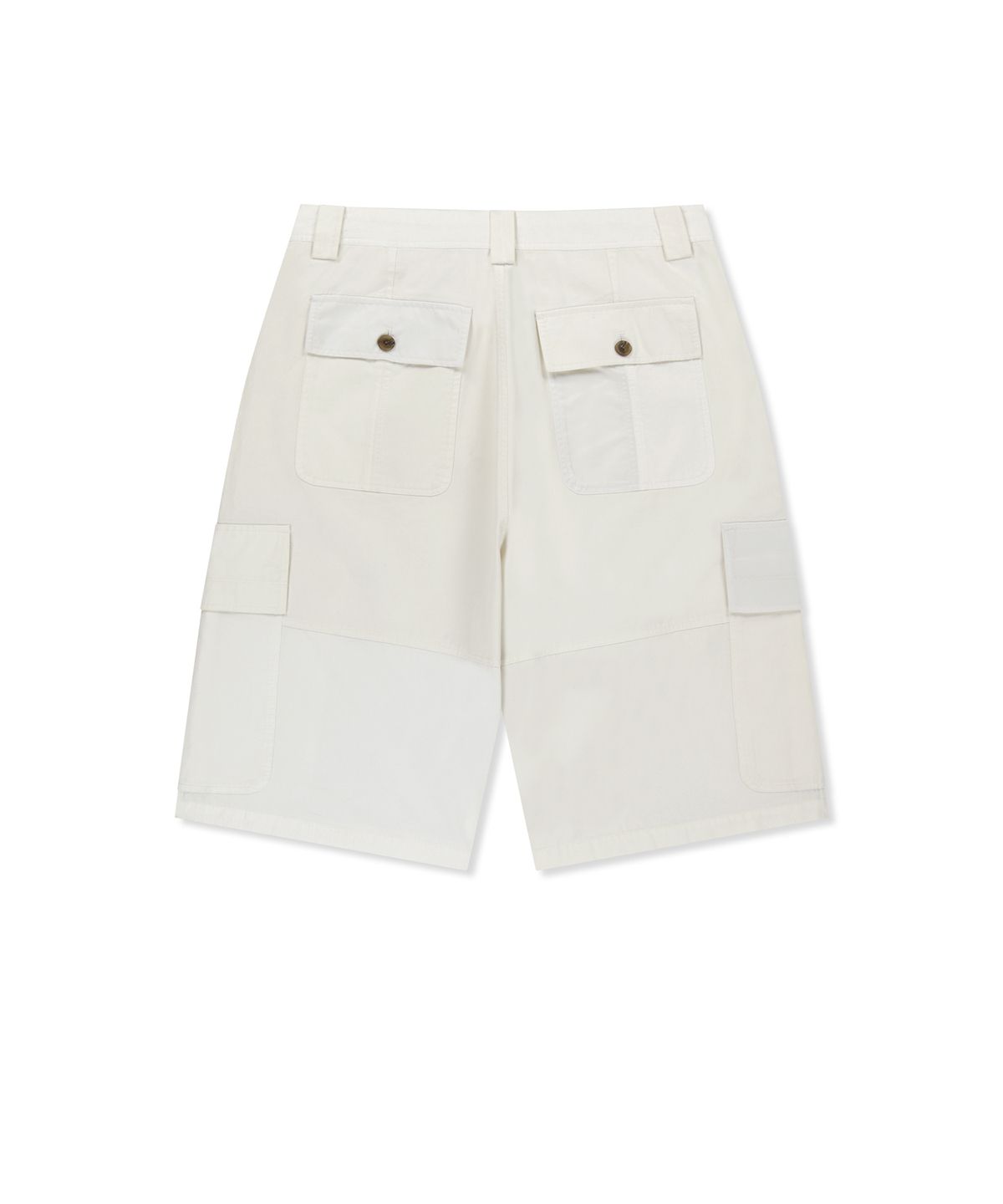 마뗑킴(MATIN KIM) PATCHWORK CARGO BERMUDA PANTS FOR MEN IN WHITE