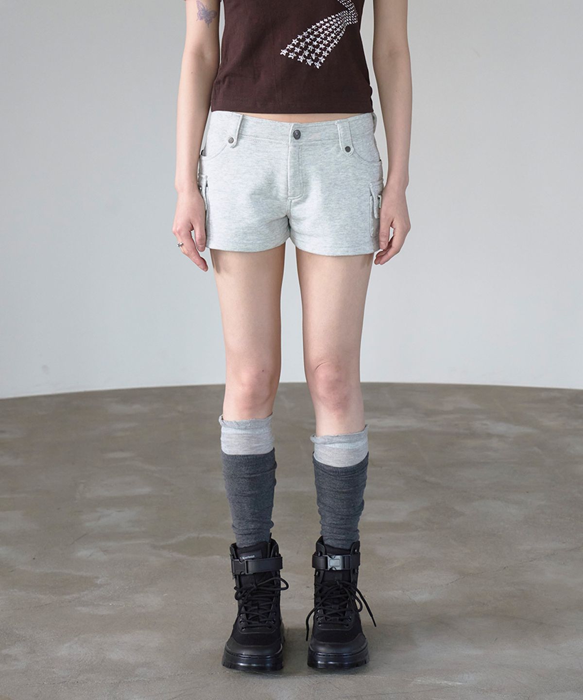 프렌다(PRENDA) SIDE POCKET SHORTS GRAY