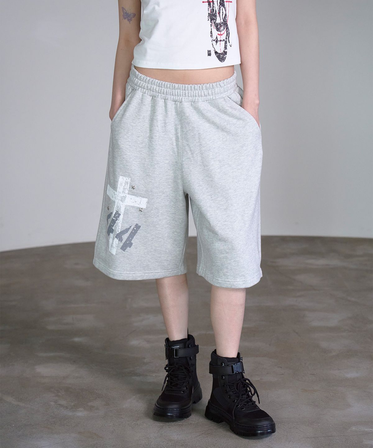 프렌다(PRENDA) STAR CROSS BERMUDA PANTS GRAY