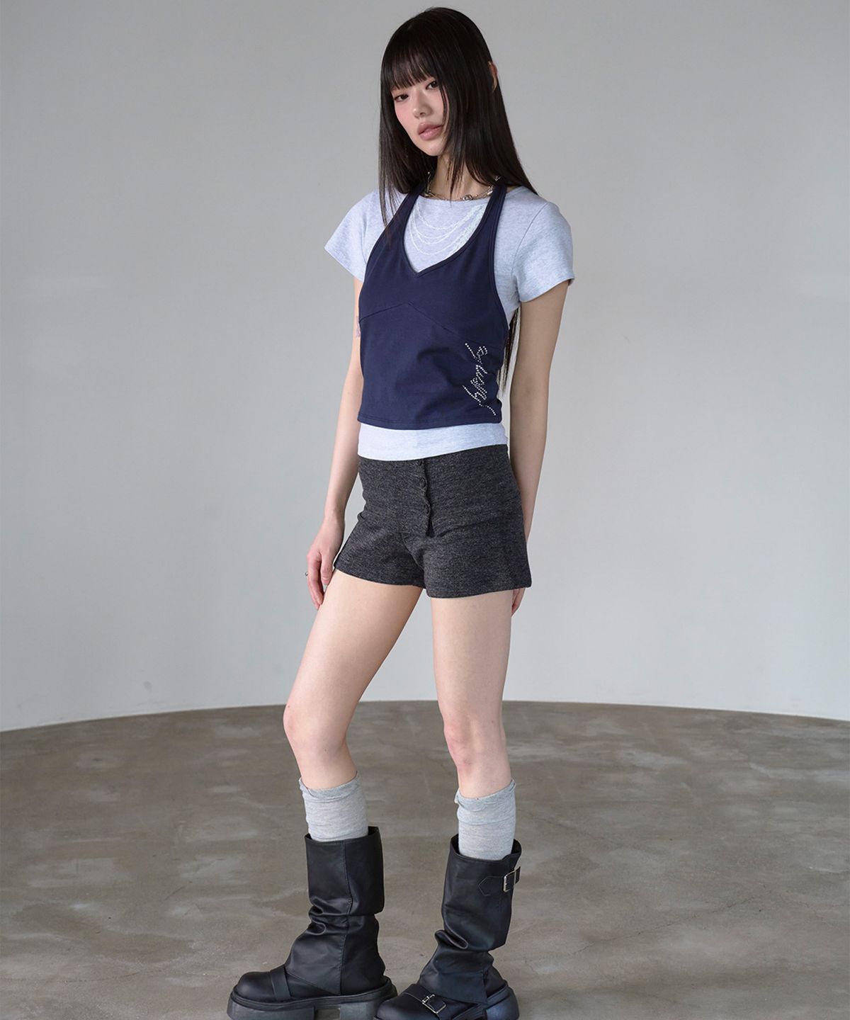 프렌다(PRENDA) CURVED LAYERED GRAPHIC TOP NAVY