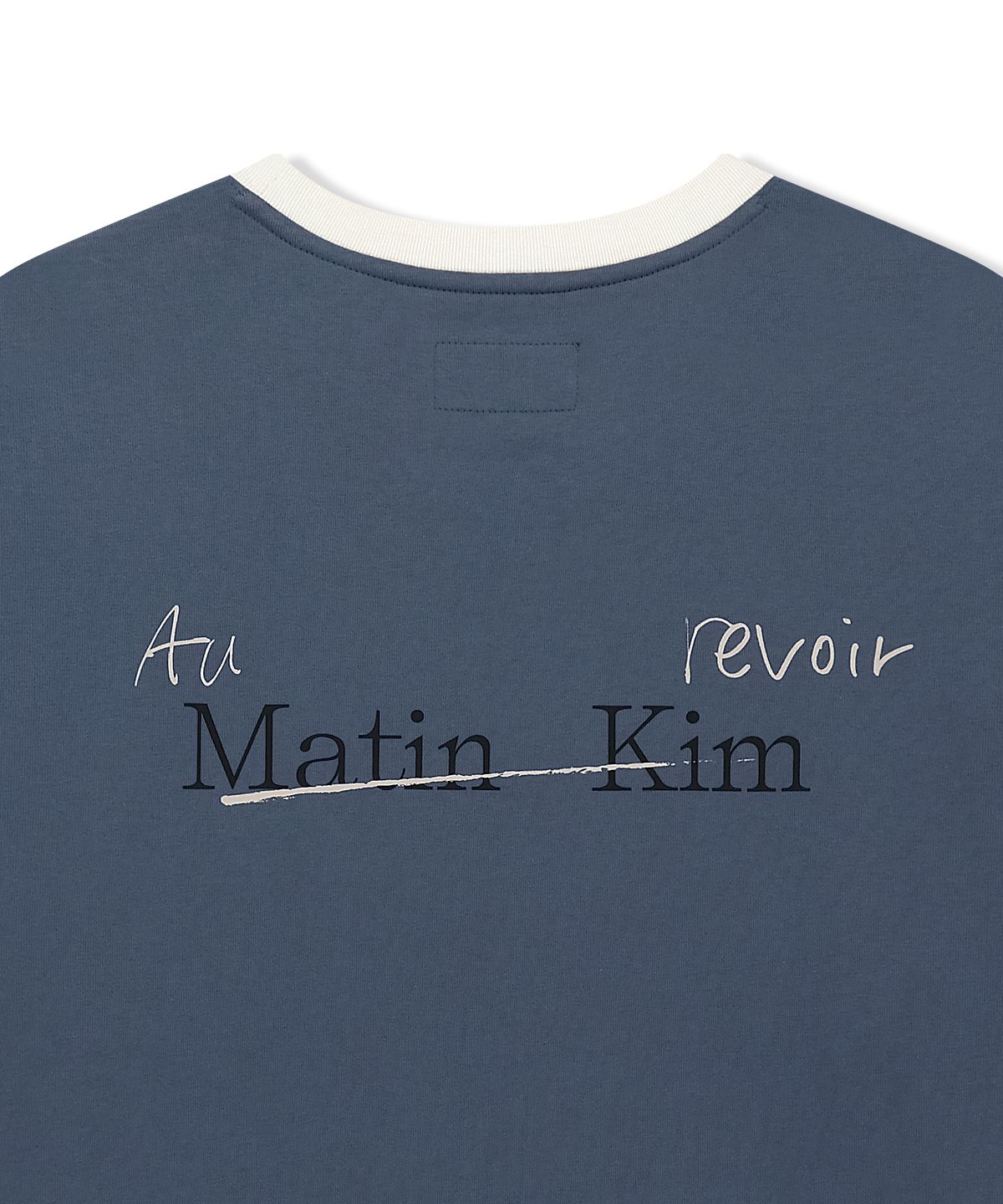마뗑킴(MATIN KIM) TONAL RIB BACK LOGO TOP FOR MEN IN SMOKE BLUE
