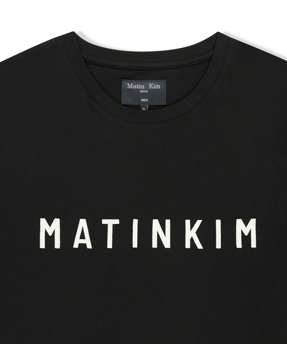 마뗑킴(MATIN KIM) APPLIQUE FELT LOGO TOP FOR MEN IN BLACK