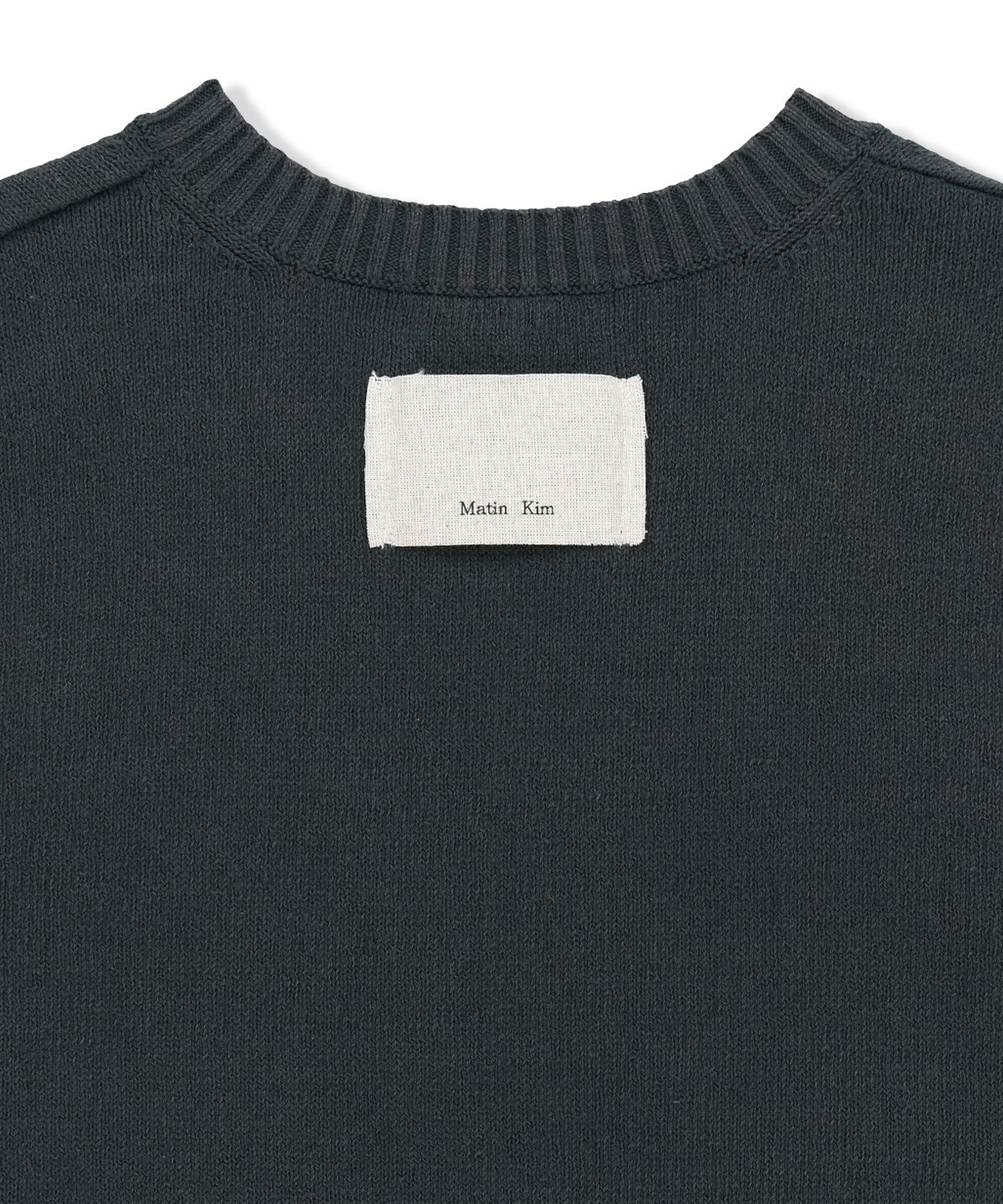 마뗑킴(MATIN KIM) POCKET WASHED KNIT VEST IN CHARCOAL