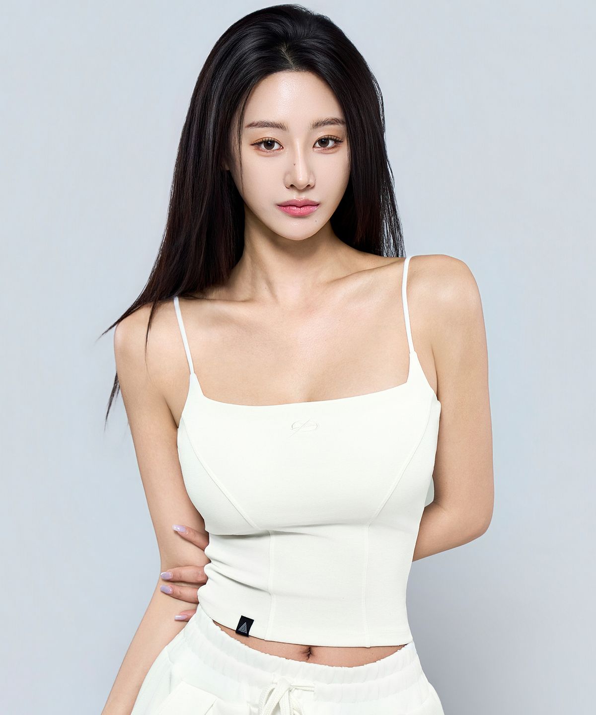 피지컬가먼츠(PHYSICAL GARMENTS) P5073 심볼 절개 브라탑 [2COLOR]