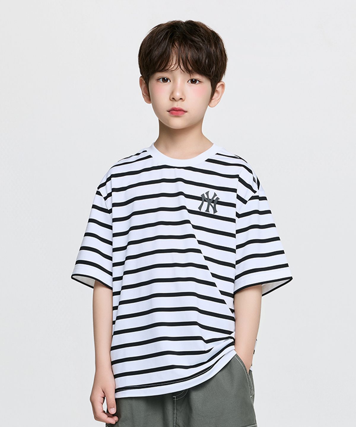 엠엘비 키즈(MLB KIDS) 아웃도어 베이직 스트라이프 티셔츠 NY (White)