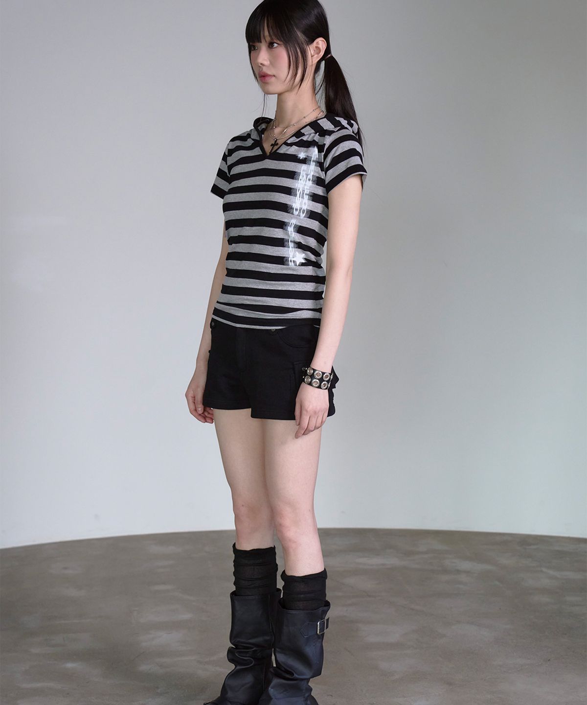 프렌다(PRENDA) LOGO STRIPE HOODIE SHORT SLEEVE BLACK
