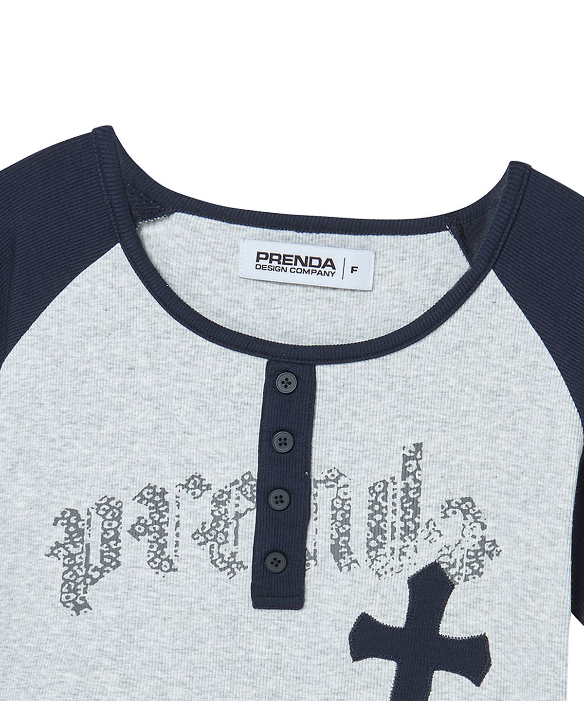 프렌다(PRENDA) CROSS APPLIQUE RAGLAN SHORT SLEEVE GRAY