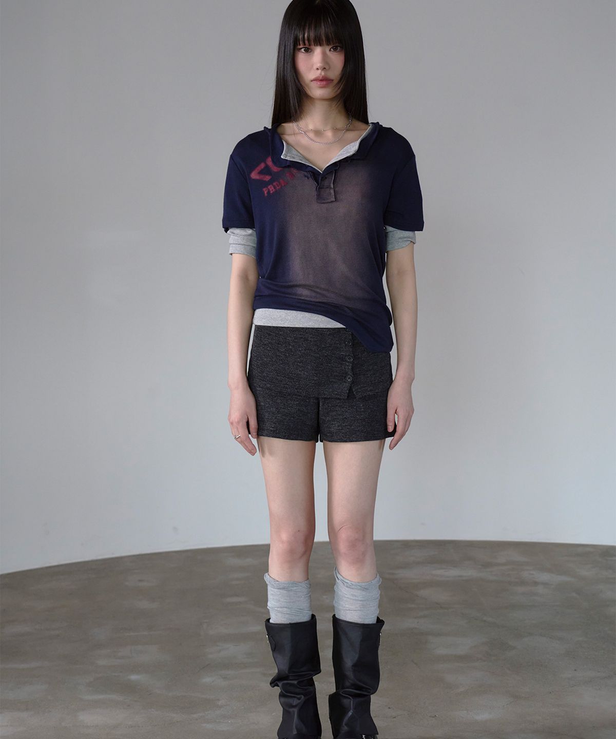 프렌다(PRENDA) HENRY NECK 97 LOGO SHORT SLEEVE NAVY