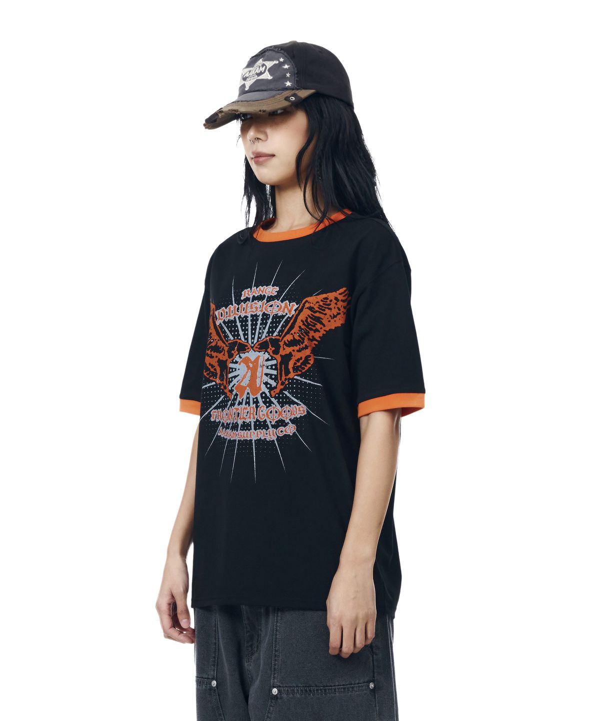 아캄(AAKAM) VTG Eagle Ringer Top (Black)