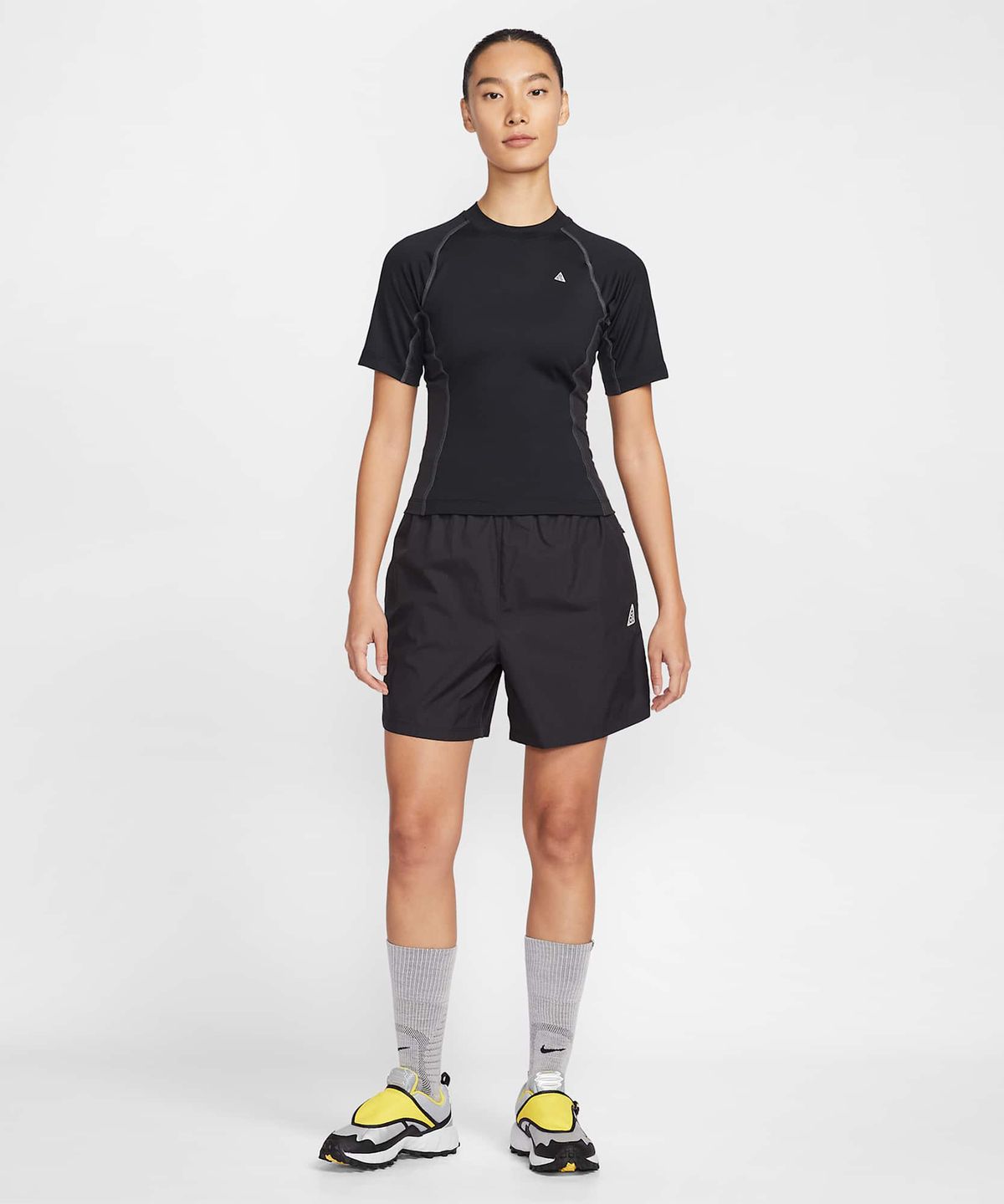 나이키(NIKE) ACG 와일드씨 드라이 핏 반소매 베이스 레이어 탑 W - 블랙:앤트러사이트:서밋 화이트 / IO1461-010