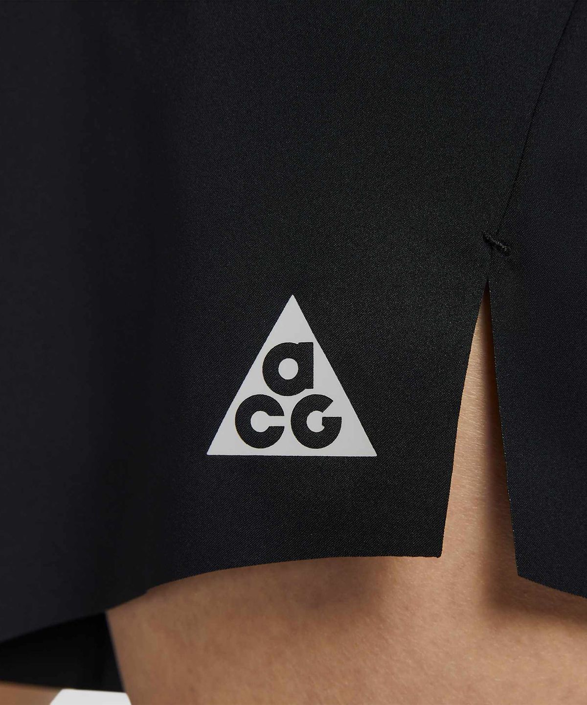 나이키(NIKE) ACG 드라이 핏 미드라이즈 브리프 라인드 트레일 러닝 쇼츠 W - 블랙:서밋 화이트 / IO9658-010