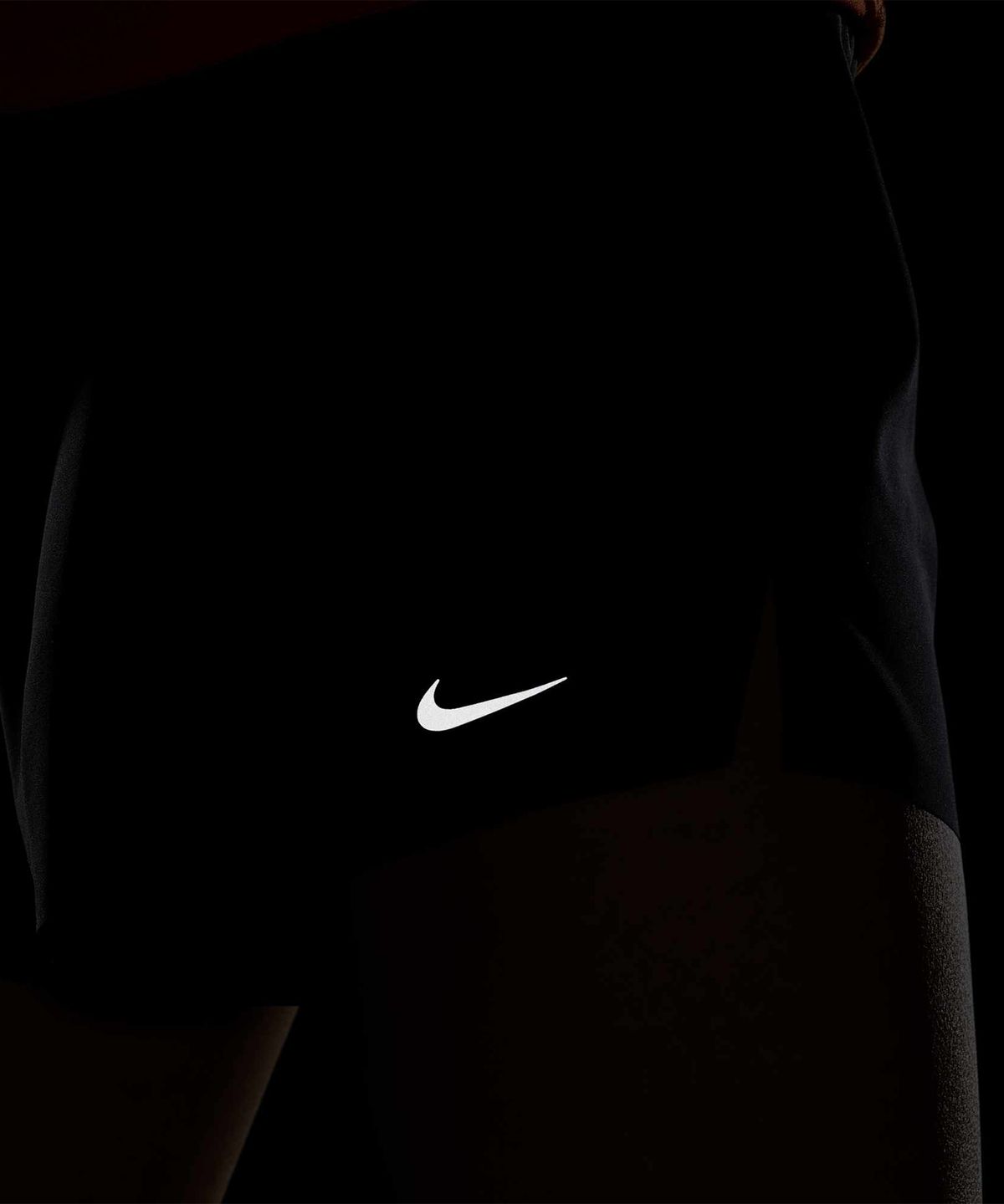나이키(NIKE) ACG 드라이 핏 미드라이즈 브리프 라인드 트레일 러닝 쇼츠 W - 블랙:서밋 화이트 / IO9658-010
