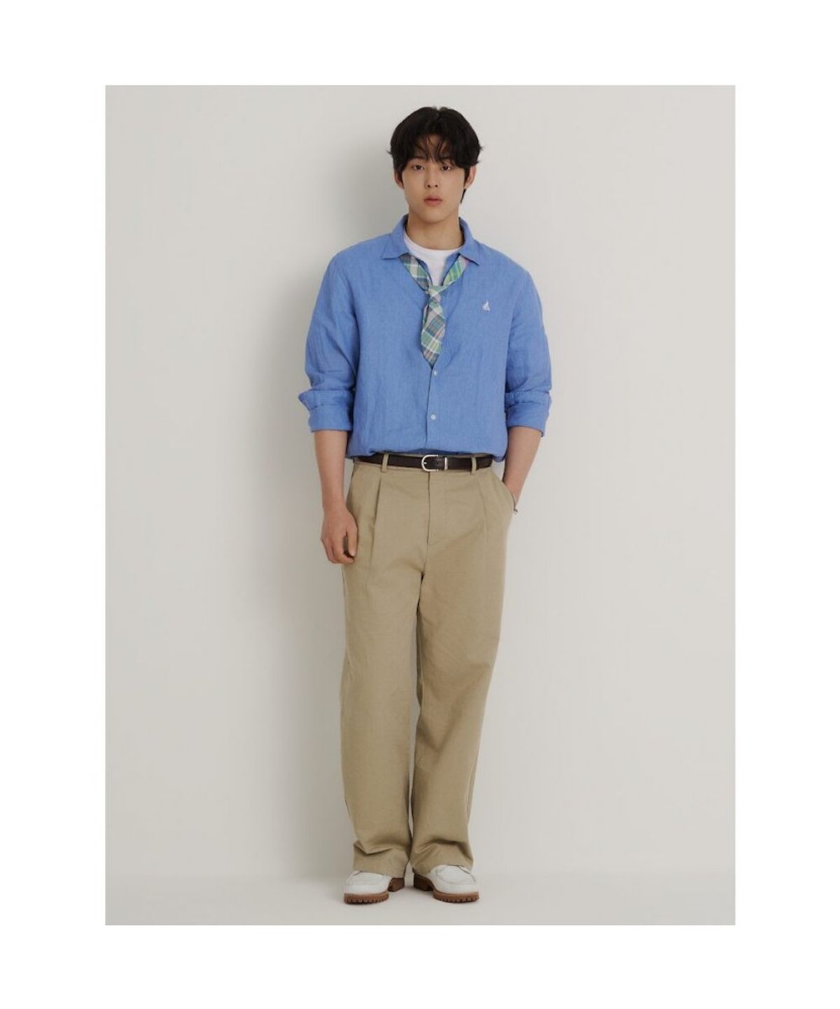 빈폴 멘(BEANPOLE MEN) 남녀공용 리넨 솔리드 셔츠  스카이 블루